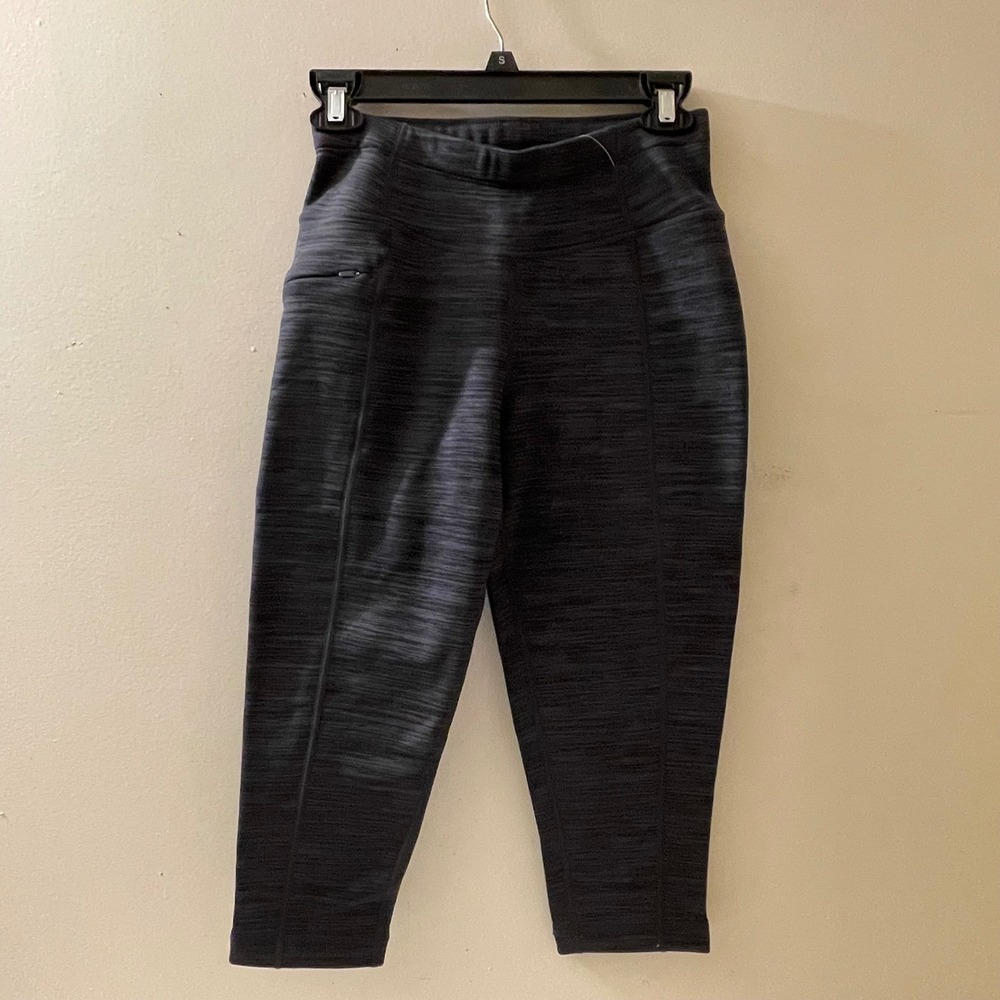 Title Nine Womens Size XS Crash Knicker Polartec Fleece Power Stretch Capris NWT